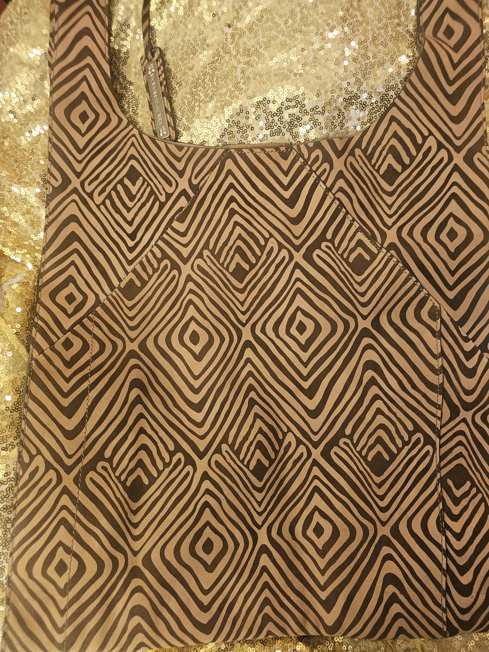 BCBG MAXAZRIA Geometric Diamond Pattern Brown Tote